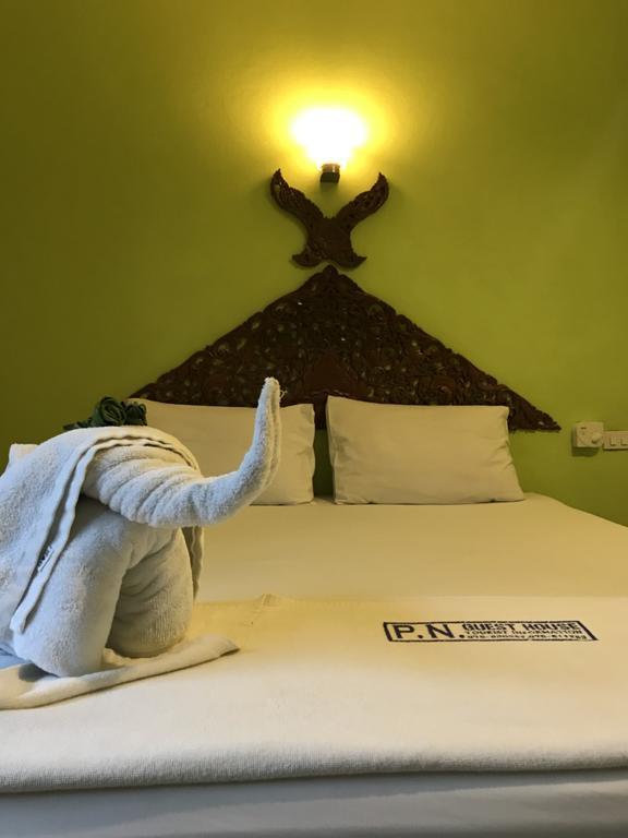 P.N. Guesthouse Krabi Exterior foto